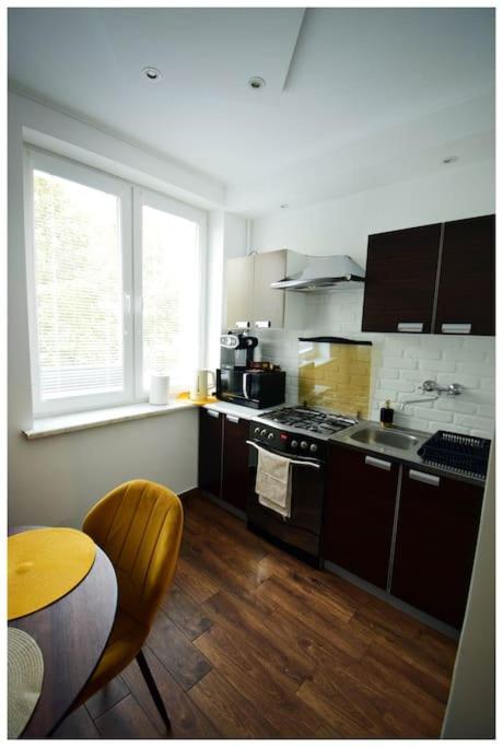 Color 24 Apartament VII Стальова-Воля Екстер'єр фото